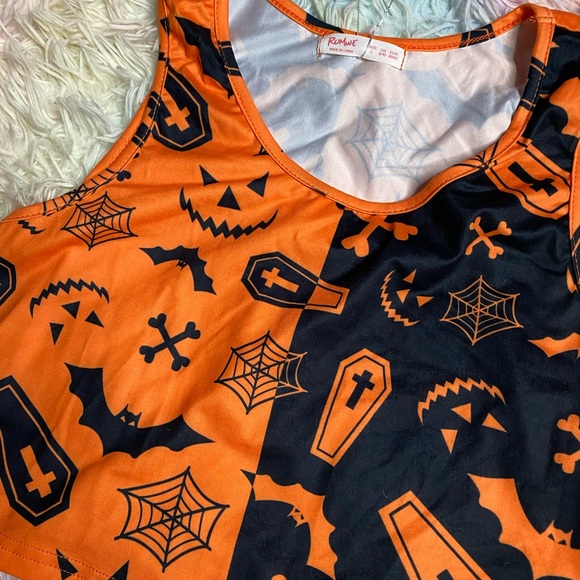 ROMWE black and orange Halloween crop top - Picture 2 of 6